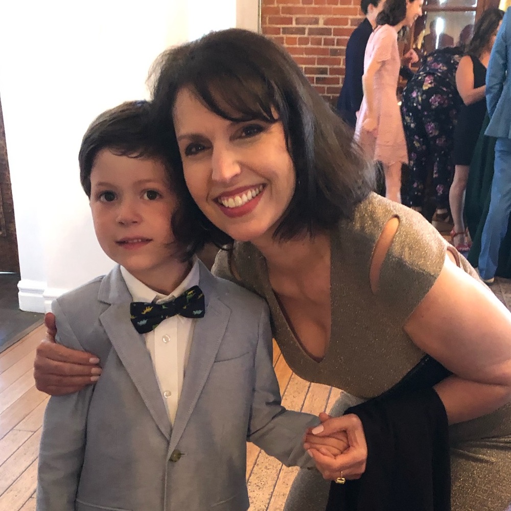 Meet your Posher, Gloria